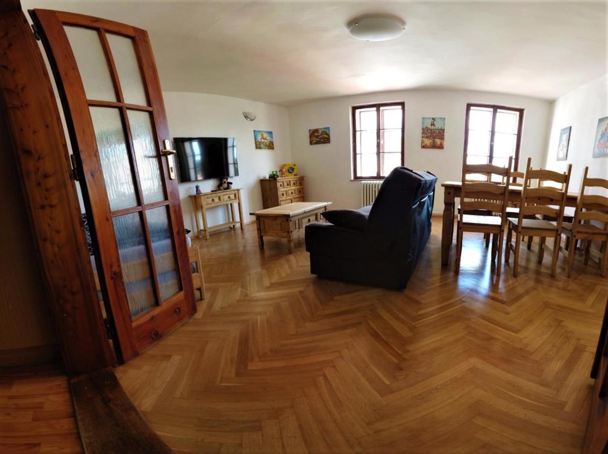 Apartment Galerie Marie Cesky Krumlov Bagian luar foto